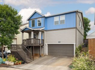 38853 Redwood St, Sandy, OR 97055