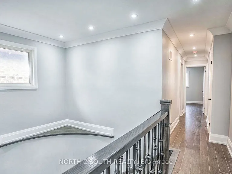 37 Loire Ct #UPPER — Photo 24