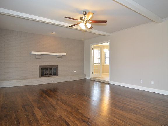 4th image of 212 N Elder Ave