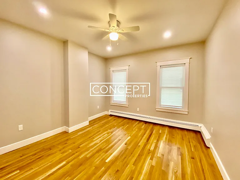 33 Portsmouth St #1 — Photo 9