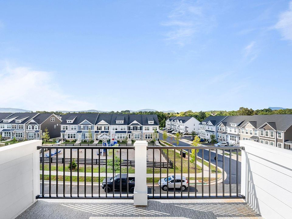 1st image of 133 Park Ridge Dr