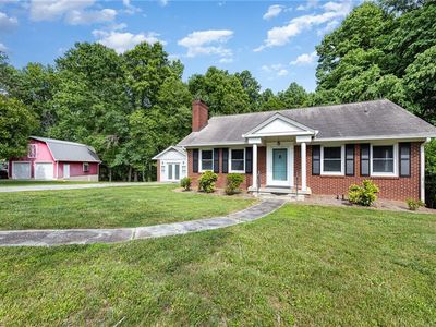 2080 Welfare Rd, Winston Salem, NC, 27127
