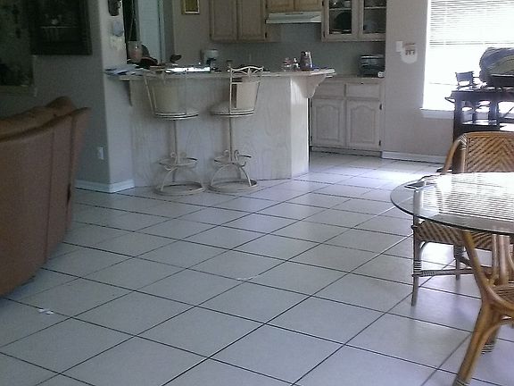 4th image of 2817 Thunderbird Ave.