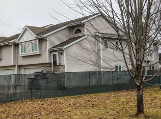 462 S 5th St, Evansville, WI 53536