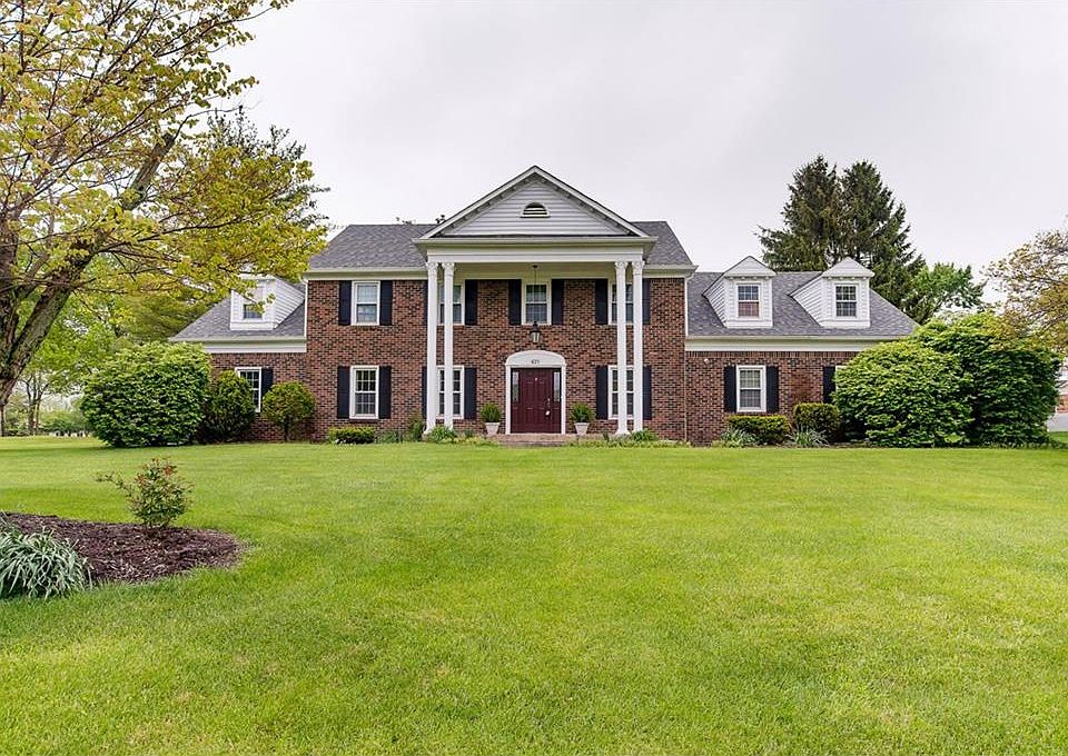 1st image of 421 Oxford Dr