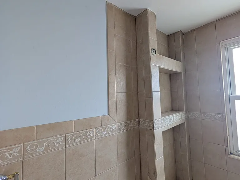 21-23 Bloomfield Ave — Photo 6