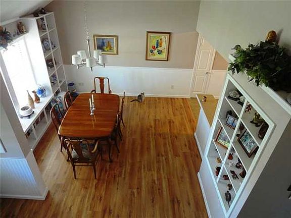 5th image of 315 Forest Lake Dr