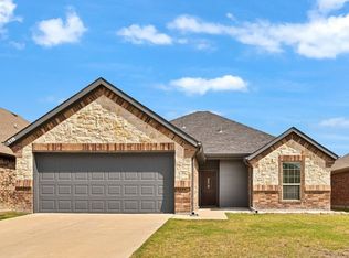 118 Cherokee St, Greenville, TX 75402