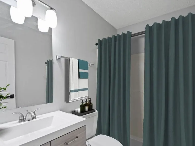 550 Whispering Hills Dr — Photo 5