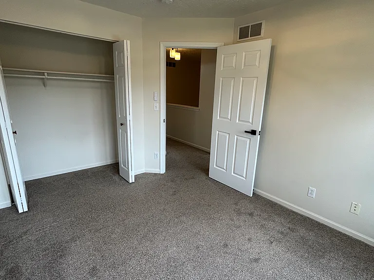 625 Renker Rd — Photo 19