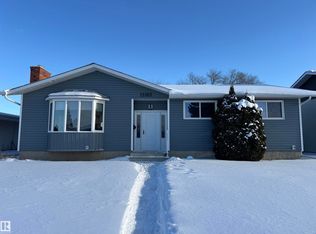 15103 73rd St NW, Edmonton, AB T5C 0V9