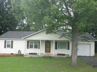 526 Golden Herren Rd, Sparta, TN 38583