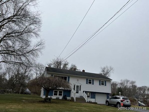 12 Spithead Rd, Waterford, CT 06385