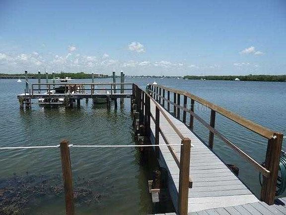 3rd image of 1745 Gulf Blvd Unit 3