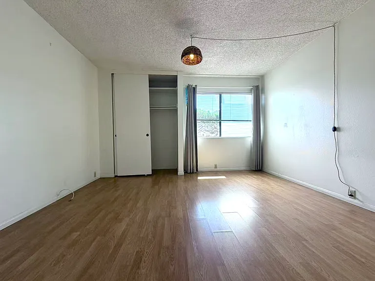 3877 Camino Lindo — Photo 9