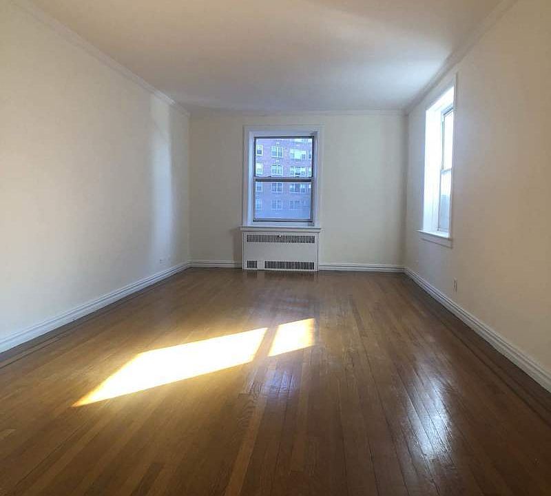 1st image of 10719 70th Ave APT 610