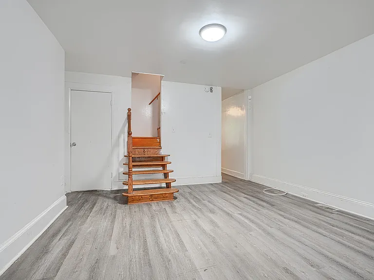 1803 W Baltimore St #1 — Photo 6