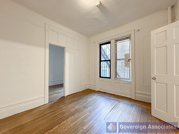 5th image of 121 La Salle St #6B