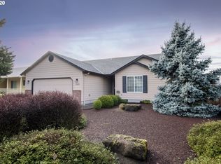 1285 N 1st St, Creswell, OR 97426