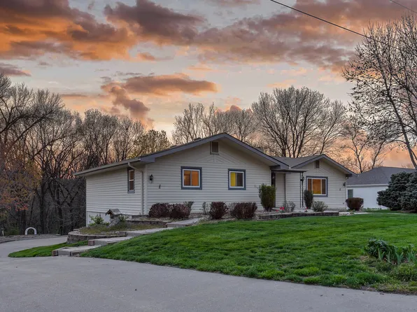 17834 Vista Ln, Council Bluffs, IA 51503