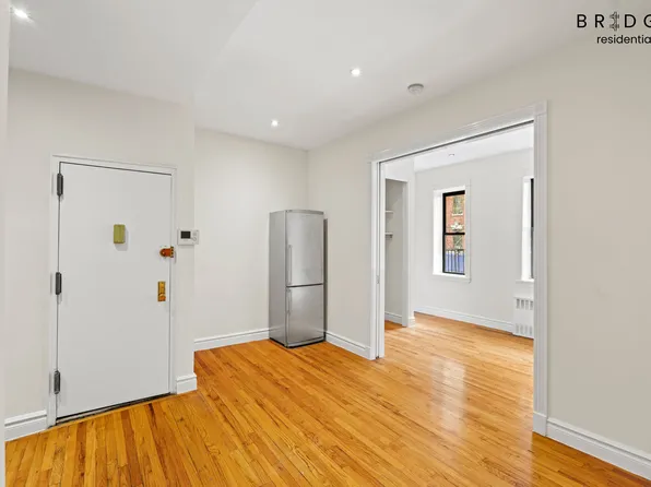 228 East 84th Street 2A image 9 of 10