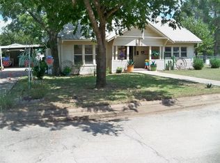 511 Columbus St, Coleman, TX 76834