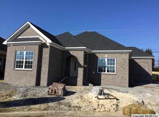 924 Village Ct, Decatur, AL 35603