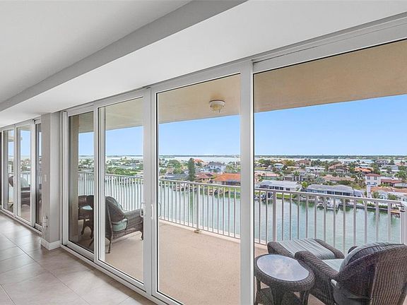3rd image of 223 ISLAND WAY #7F