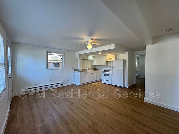 5th image of 100 SE 43rd St #1
