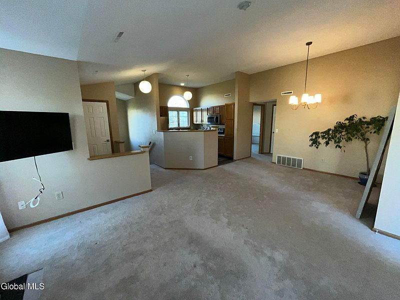 5th image of 622 Apex Lane