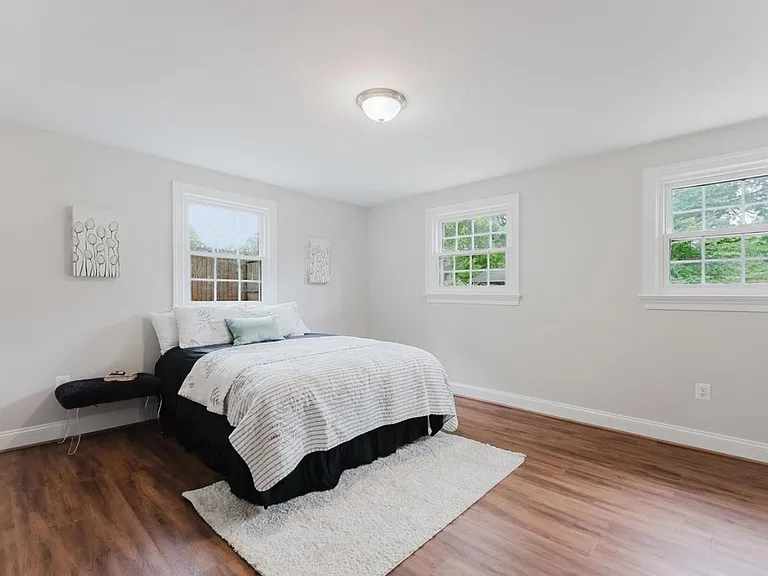 5034 Portsmouth Rd — Photo 15