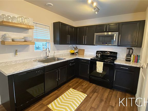 4th image of 4906 Bywood St