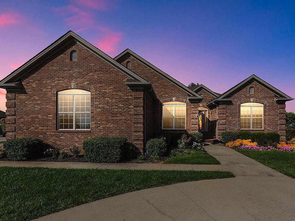 1st image of 132 Gleneagles Blvd