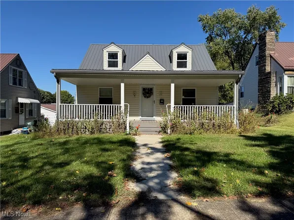 1236 Kenilworth Ave, Coshocton, OH 43812