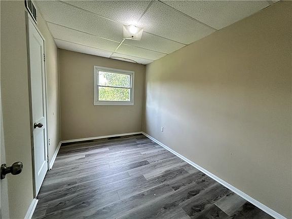 5th image of 2823 Cleveland Ave