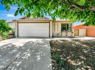 2820 E Ave S, Palmdale, CA 93550