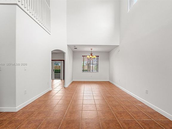 5th image of 16148 SW 143rd St