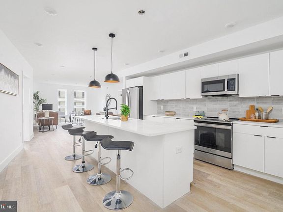 5th image of 1540 Frankford Ave #4C