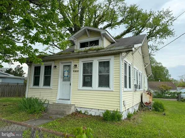 3912 Beach Dr, Chesapeake Beach, MD 20732