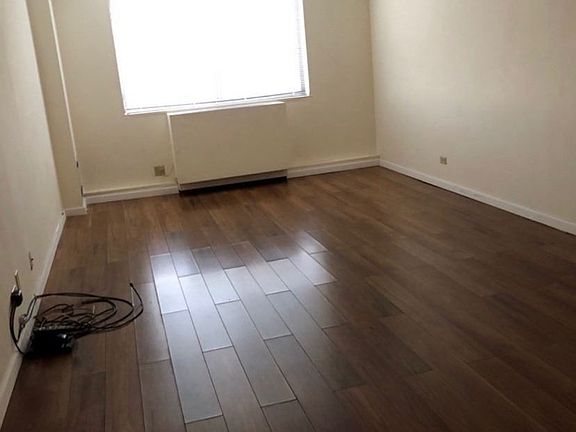 3rd image of 2 Bay Club Dr APT 12M