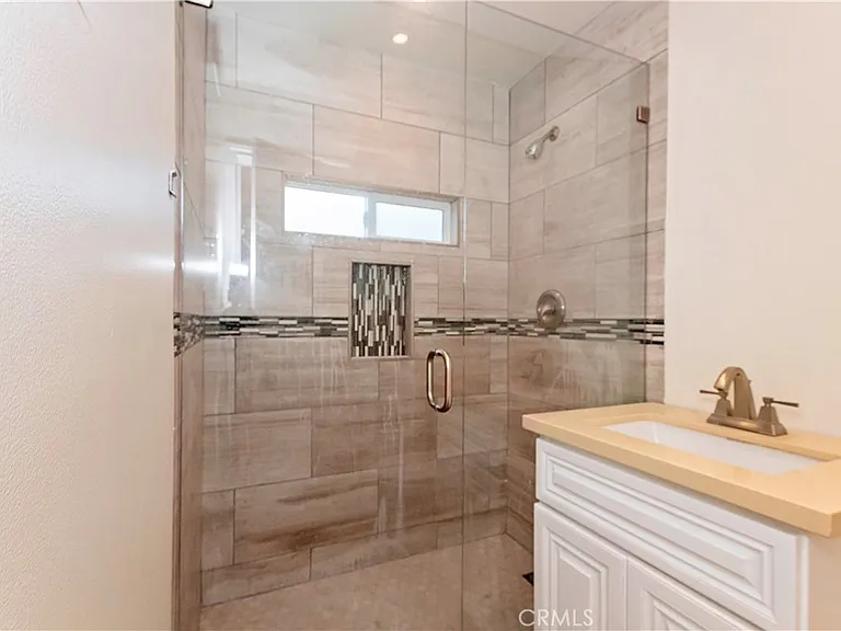43617 Fern Ave — Photo 25