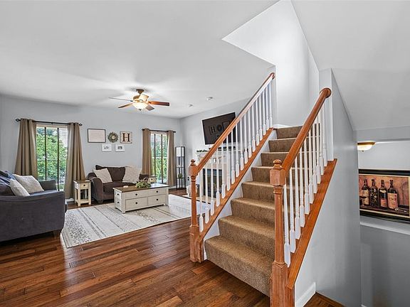 3rd image of 5377 Timberline Place Dr