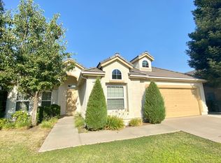 1937 Whiteash Ave, Clovis, CA