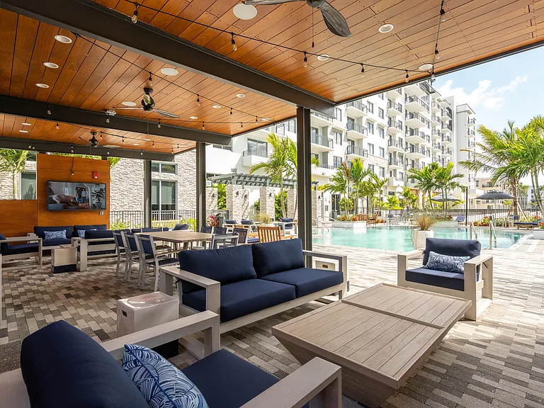 Pool Dining