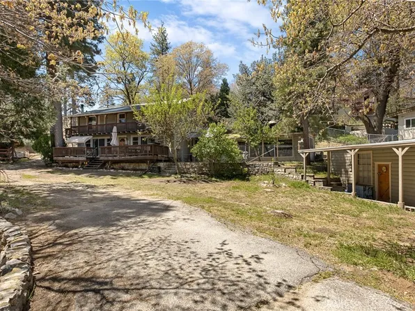 22603 Waters Dr, Cedarpines Park, CA 92325