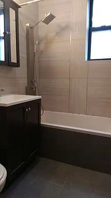 Rented by Lang Realty LLC | media 3