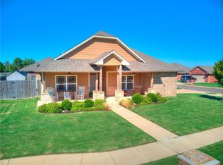 10509 Cheshire Ct, Yukon, OK 73099