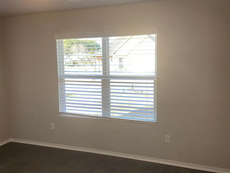 2618 Grand Ln — Photo 14