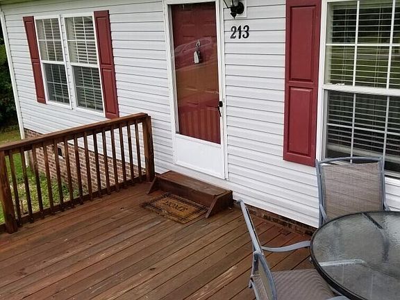 3rd image of 213 Petteway Dr