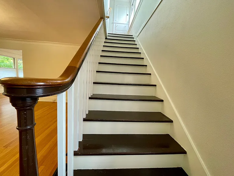 2409 NW Raleigh St — Photo 23